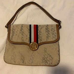 Tommy Hilfiger Shoulder Bag